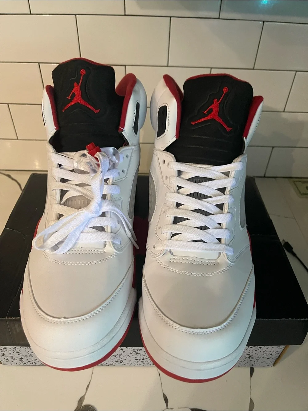 Mens Retro 5 Fire Red Size 13.